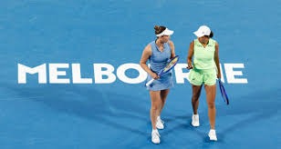 杨毅力挺男篮天赋不输黄金一代！归化成必选项，国足成关键因素