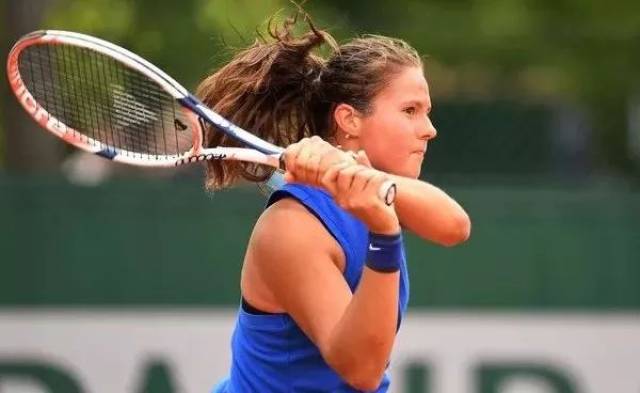 富有野心的 富有野心的